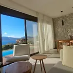 Rika Seaside Villa, Pool, 3 Bedroom Near Promenade Willa *