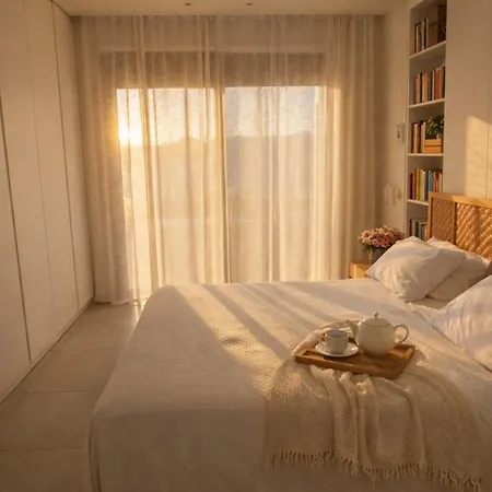 Rika Seaside Villa, Pool, 3 Bedroom Near Promenade