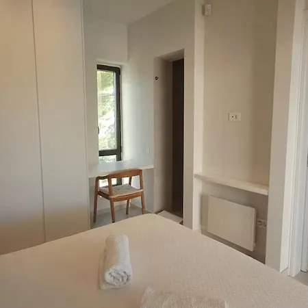 Rika Seaside Villa, Pool, 3 Bedroom Near Promenade *