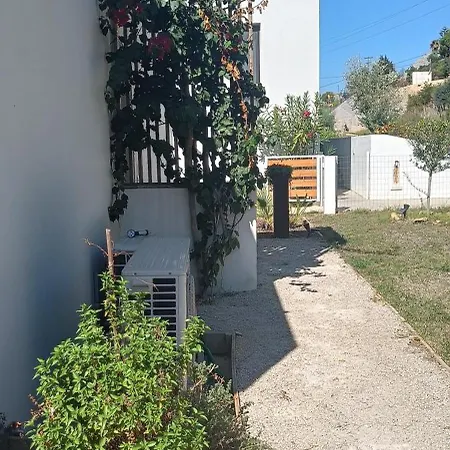 Rika Seaside Villa, Pool, 3 Bedroom Near Promenade Paleros
